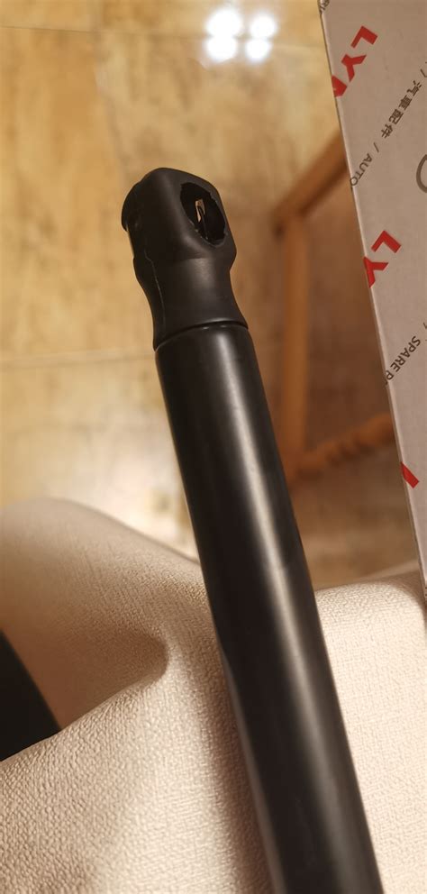 Стойки багажника Lynx — Land Rover Freelander 2 (L359), 2,2 л, 2011 ...