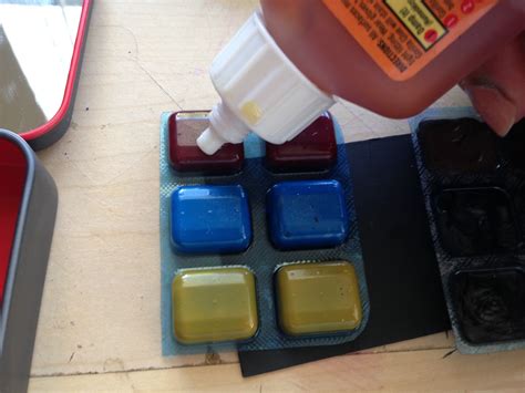 Mostly Confused: DIY Travel Watercolor Palette from an Altoids Tin