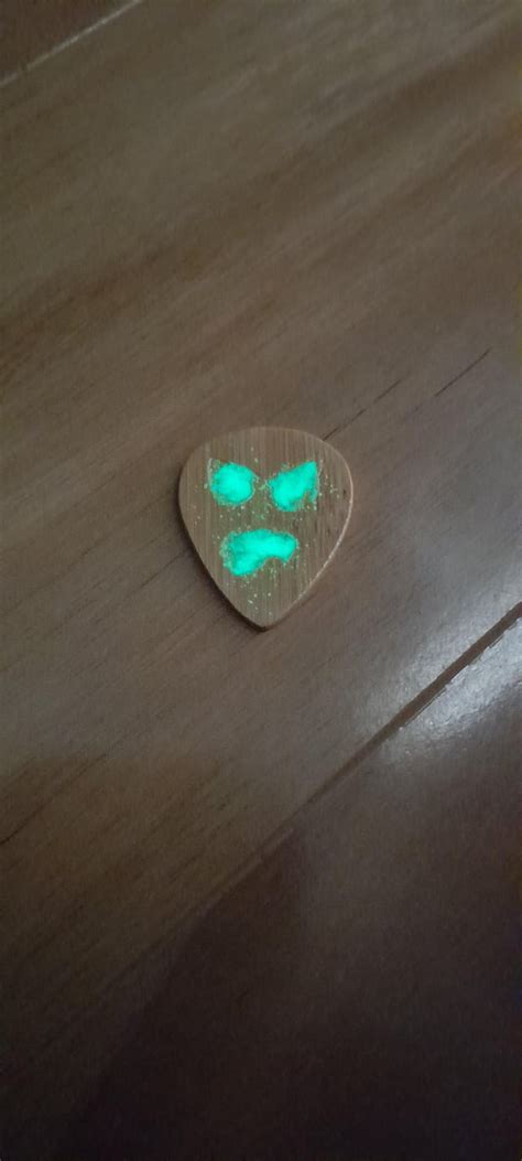 Some Brand New Glow in the Dark Guitar Picks! : r/GuitarPicks