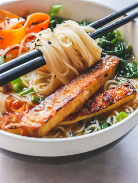 Vegan Miso Ramen Recipe Crispy Tofu Vegan Main Dishes Whole Food