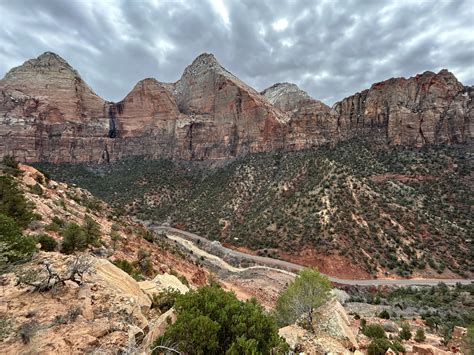 Hiking the Sand Bench Trail in Zion National Park — noahawaii