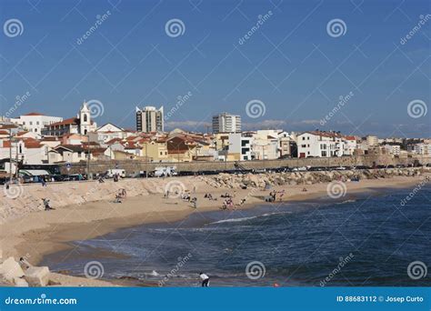 Pueblo Y Playa Buarcos Figueira Da Foz Fotograf A Editorial Imagen