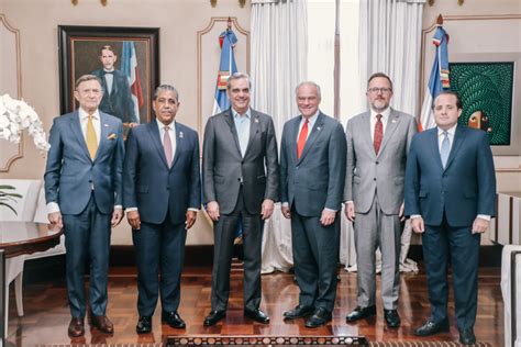 Fotos Presidenciard Presidente Luis Abinader Recibe Visita Del