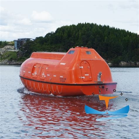 Totally Enclosed Lifeboat For 25 To 150 Persons From China Manufacturer