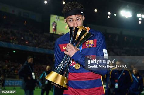 Neymar Trophy Photos and Premium High Res Pictures - Getty Images