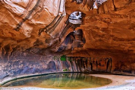 Golden Cathedral, Neon Canyon, Escalante, Utah | Hiking destinations ...