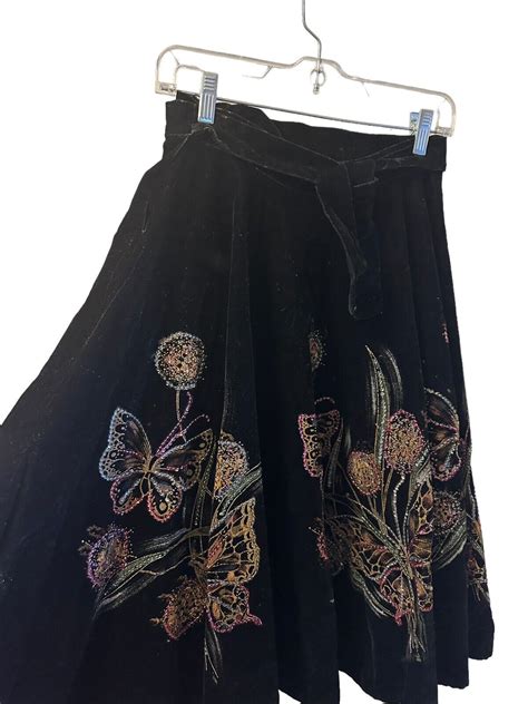 S S Mexican Circle Skirt Velvet Painted Sequin Gem