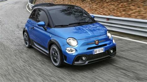 Abarth 695 Tributo 131 Rally 2022 En hommage au passé