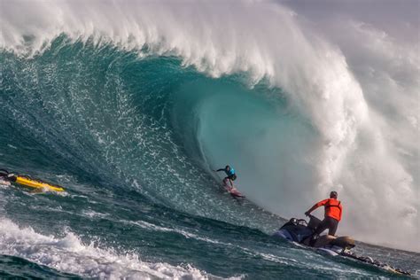 The 15 biggest waves ever surfed