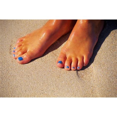 Does a Vitamin Deficiency Cause Yellow Toenails? | Healthfully