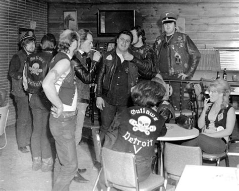 Outlaw Motorcycle Club : Outlaws MC. - Motorcycle