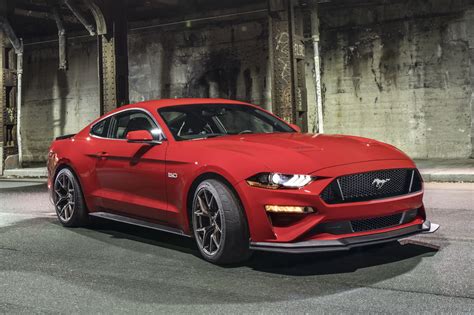 News Ford Outs 2018 Mustang With Performance Pack Level 2