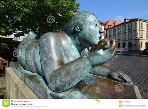 Naked Woman Paintings Hanged With White Frames Hanged On The White Wall Black And White Art