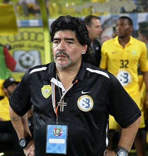 Diego Armando Maradona Ya Entrena A Dorados De Sinaloa Polideportes