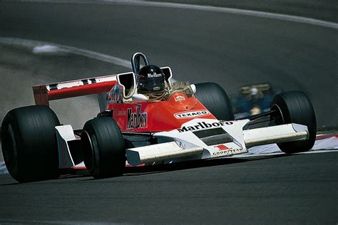 1977 GP Francji James Hunt McLaren M26 Ford Maclaren F1 James Hunt