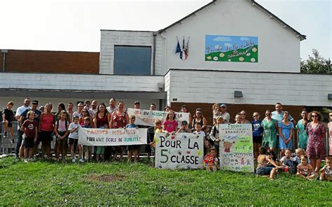 Brandivy L Cole De La Petite Colline Une Classe Ferme Avec