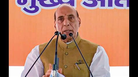 No ‘nafrat ka bazaar’: Congress misleading people: Rajnath Singh in ...