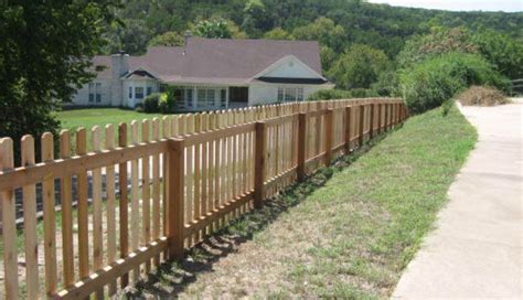 4 Foot Tall Fence Panels Project PDF Download – Woodworkers Source