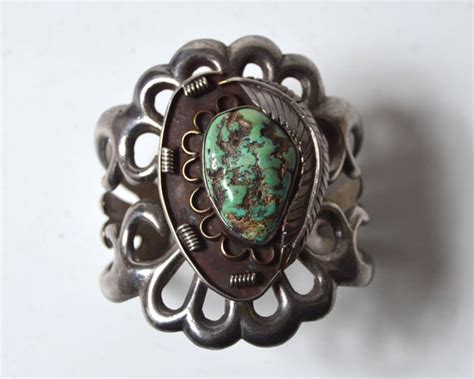 Vintage Sand Cast NAVAJO BRACELET Old Pawn Turquoise Gem