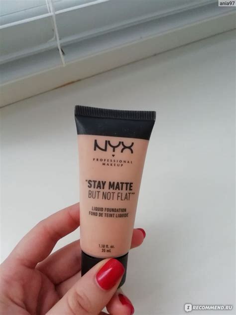 Тональный крем NYX Professional Makeup Stay matte but not flat ...