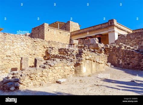 Knossos Palace Ruins Heraklion Crete Greece Stock Photo Alamy