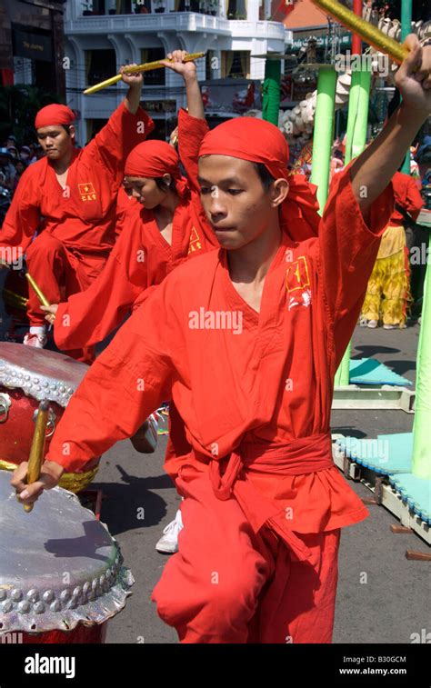 Vietnam tet hi-res stock photography and images - Alamy