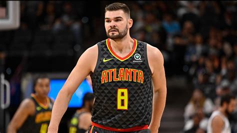 Australian NBL Player Isaac Humphries Announces He S Gay 11alive