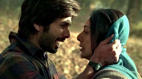 Watch Video Haider Behind The Scenes - Filmibeat