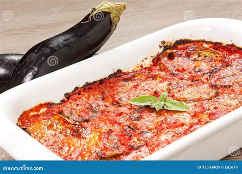 Recette Italienne Traditionnelle De Parmigiana D Aubergines Image Stock