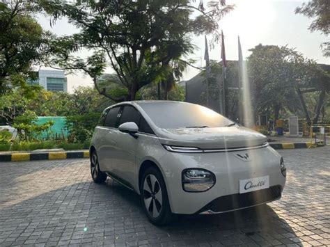 Wuling Ungkap Rencana Kepada Menperin Tingkatkan Produksi Lokal Dan Ev