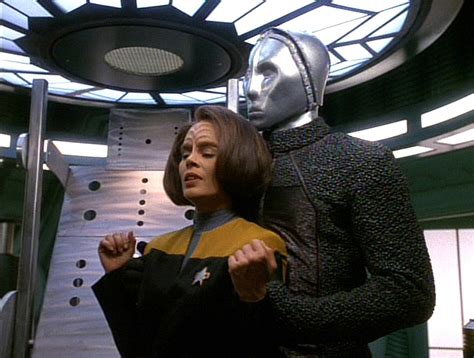 Prototype Star Trek Voyager Season Episode Screencaps