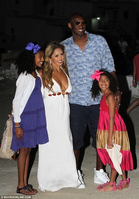 Kobe Bryant Wife Vanessa And Daughters Natalia And Gianna Enjoy Mykonos Holiday Daily Mail Online