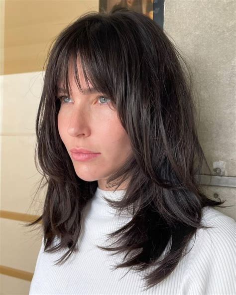 25 Wispy Bangs Style Ideas For Stylish Women