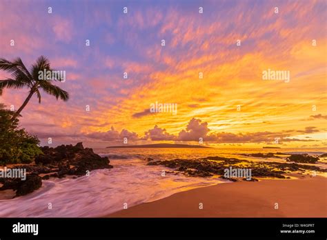 Secret Beach At Sunset Maui Hawaii Usa Stock Photo Alamy