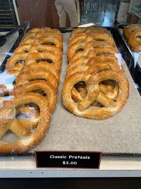 DUTCH COUNTRY SOFT PRETZELS Updated June 2024 44 Photos 21