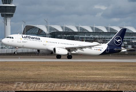 D AIDM Lufthansa Airbus A321 231 Photo by Samuel Rößler ID 1520896