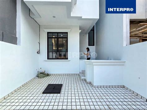 Rumah Baru Minimalis Lantai Interpro Properti