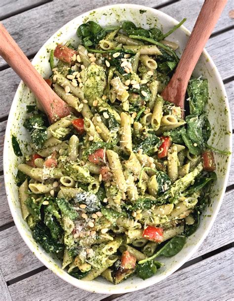 Spinach Pesto Pasta With Grilled Chicken Recipe