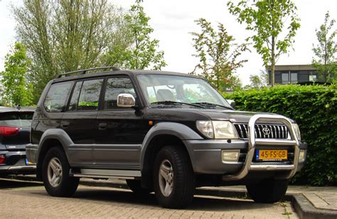 Toyota Land Cruiser Prado Technical Specifications And Fuel Economy