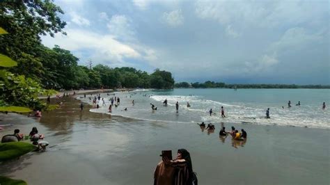 Objek Wisata Pantai Batu Karas Pangandaran Sangat Indah Dan Selalu