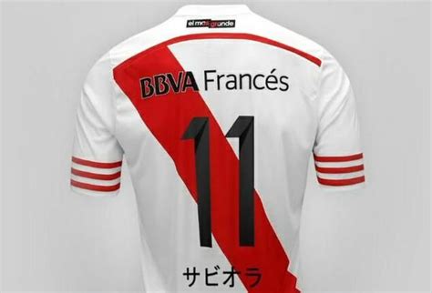 River Disputar La Final De La Copa Suruga Bank Con Una Camiseta In Dita