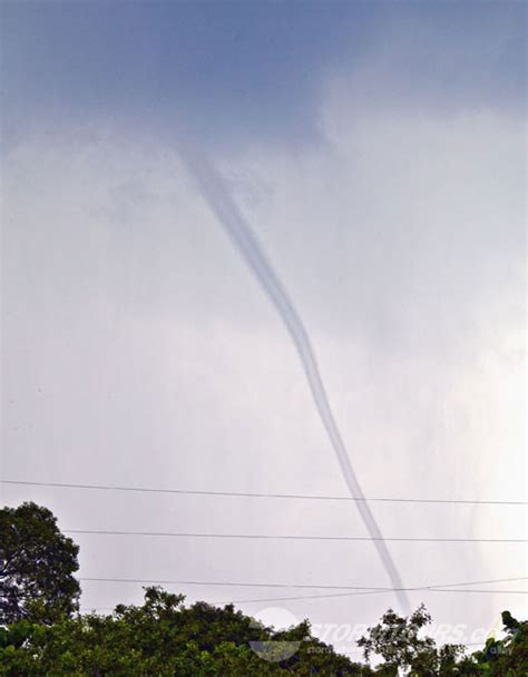 florida-waterspout - StormTours.com