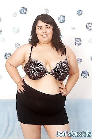 Cute But Horny Plumper Paige Jenson 13 Pics XHamster