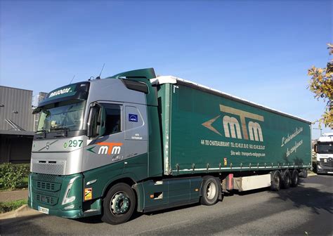 Volvo Fh Globetrotter Transports Malgogne Ch Teaubri Flickr