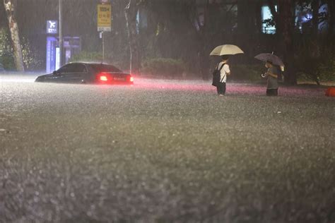 Skorea Receives Heaviest Rainfall In 80 Yrs 7 Dead India Tv