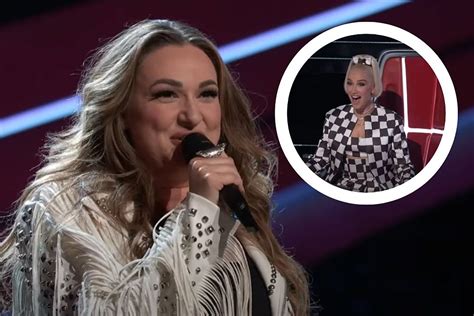 The Voice Gwen Stefani Swipes Contestant Jacquie Roar From Reba