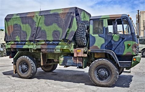 Stewart And Stevenson Lmtv Fmtv M1078 4x4 Military Tactical Flickr