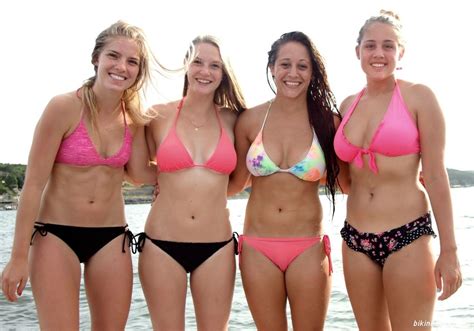 Gruppenfoto Im Bikini Das Bikini Bilder Album