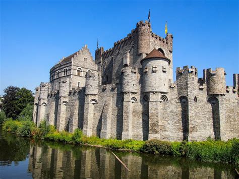 The 7 Most Beautiful Castles Nowadays In The World History10 Riset