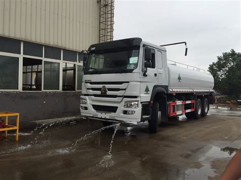 Sinotruk Howo X Water Truck With Volume Liters Liters